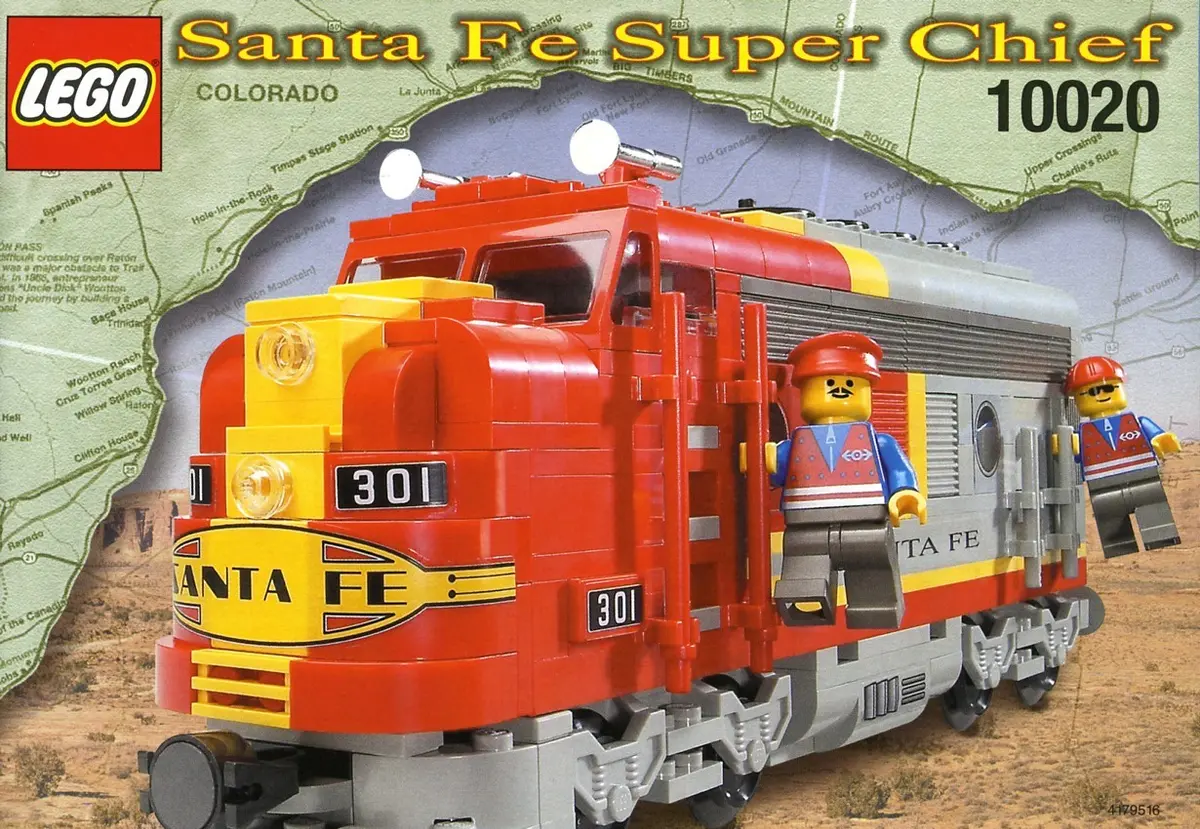 LEGO Trains 10020 Santa Fe Super Chief (limited edition version) set