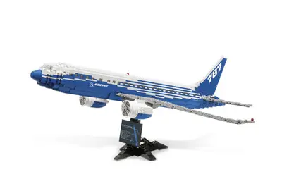 LEGO Advanced models 10177 Boeing 787 Dreamliner set, image 2