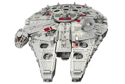 LEGO Star Wars 10179 Ultimate Collector's Millennium Falcon set, image 3