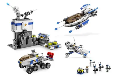 LEGO Factory 10191 Star Justice set, image 2