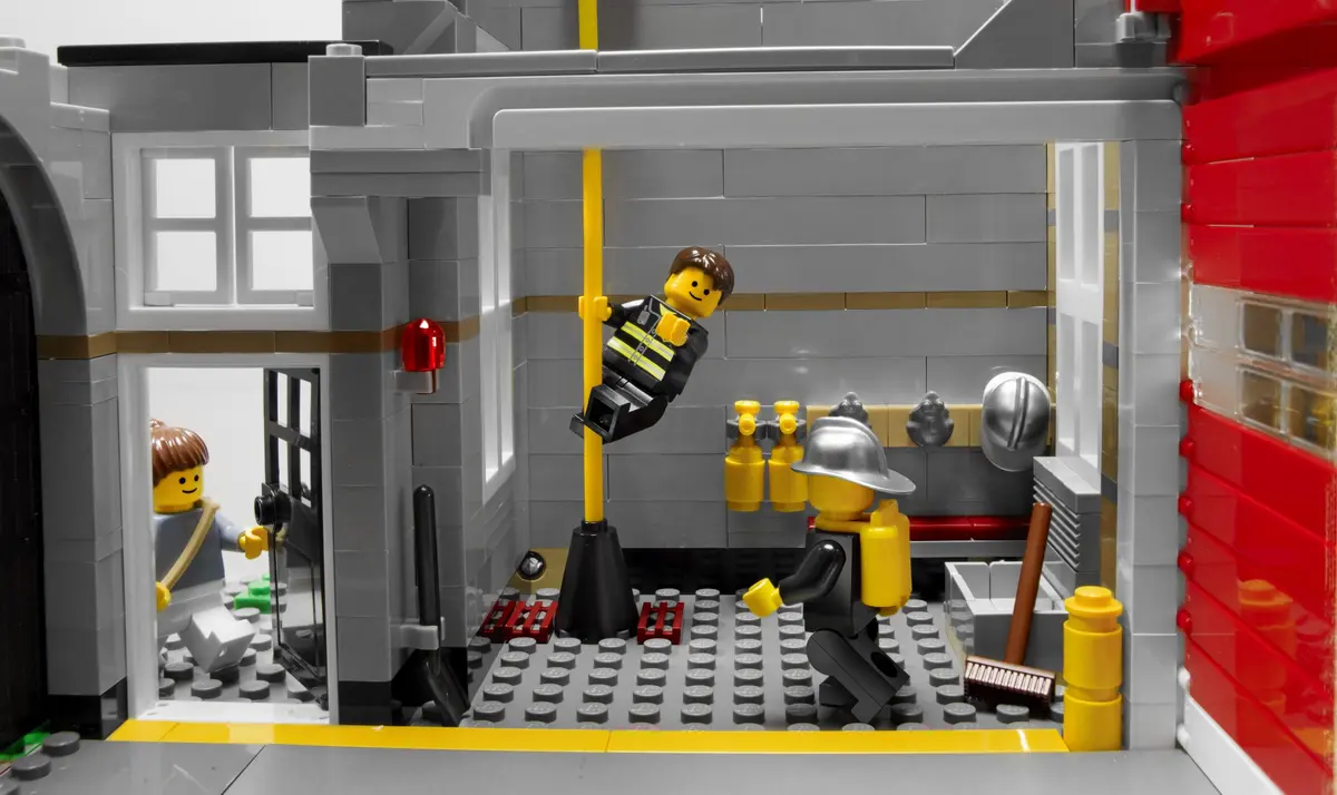 LEGO Advanced models 10197 Fire Brigade set, image 12