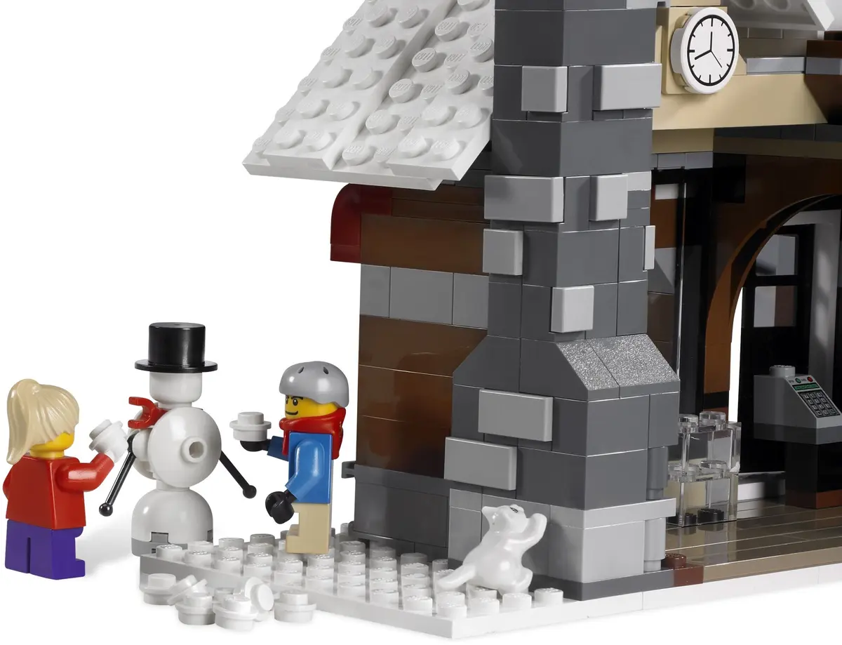 LEGO Advanced models 10199 Winter Village Toy Shop set, image 11
