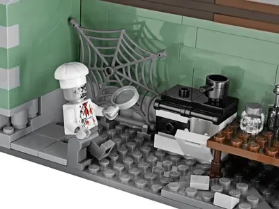 LEGO Monster Fighters 10228 Haunted House set, image 10