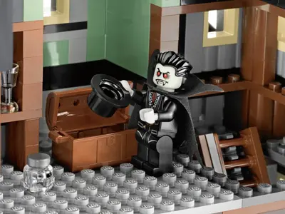 LEGO Monster Fighters 10228 Haunted House set, image 16