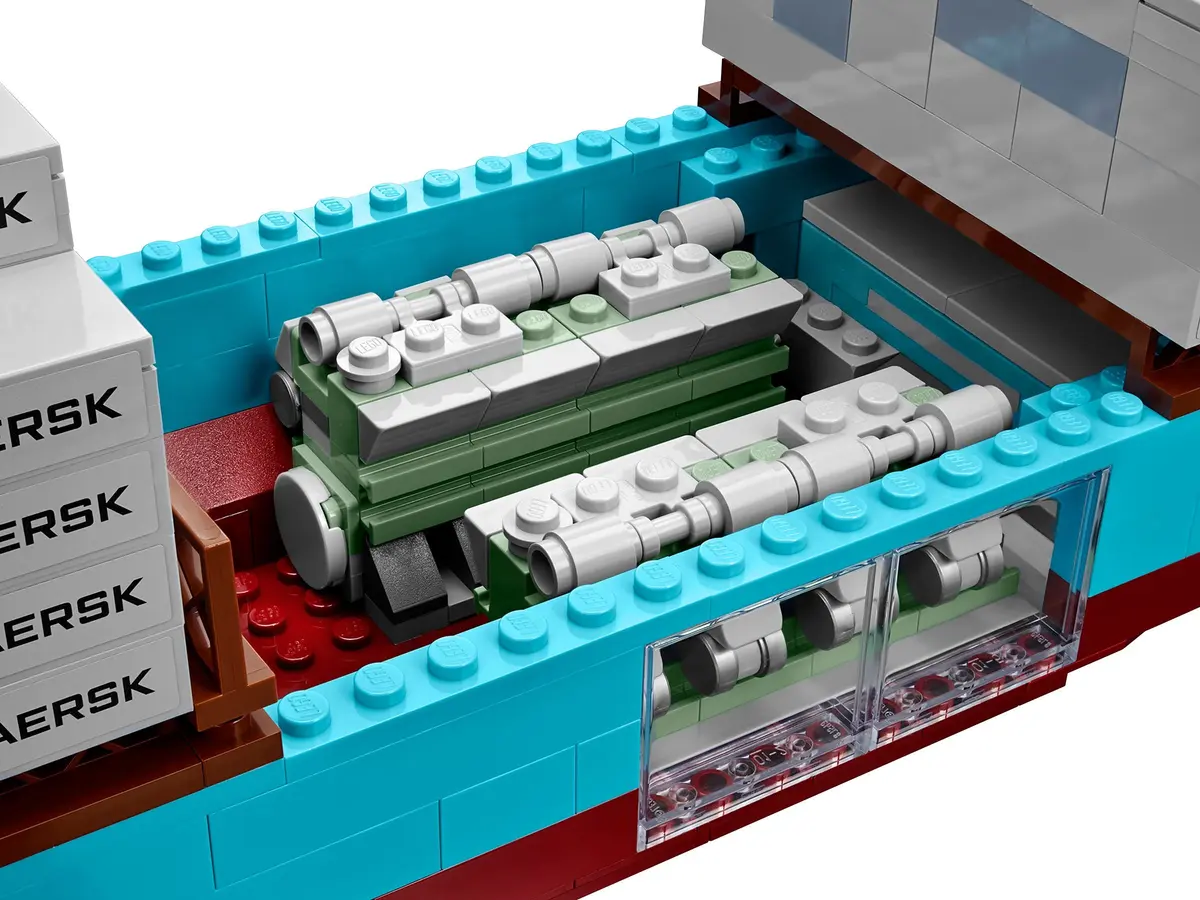 LEGO Creator Expert 10241 Maersk Line Triple-E set, image 4