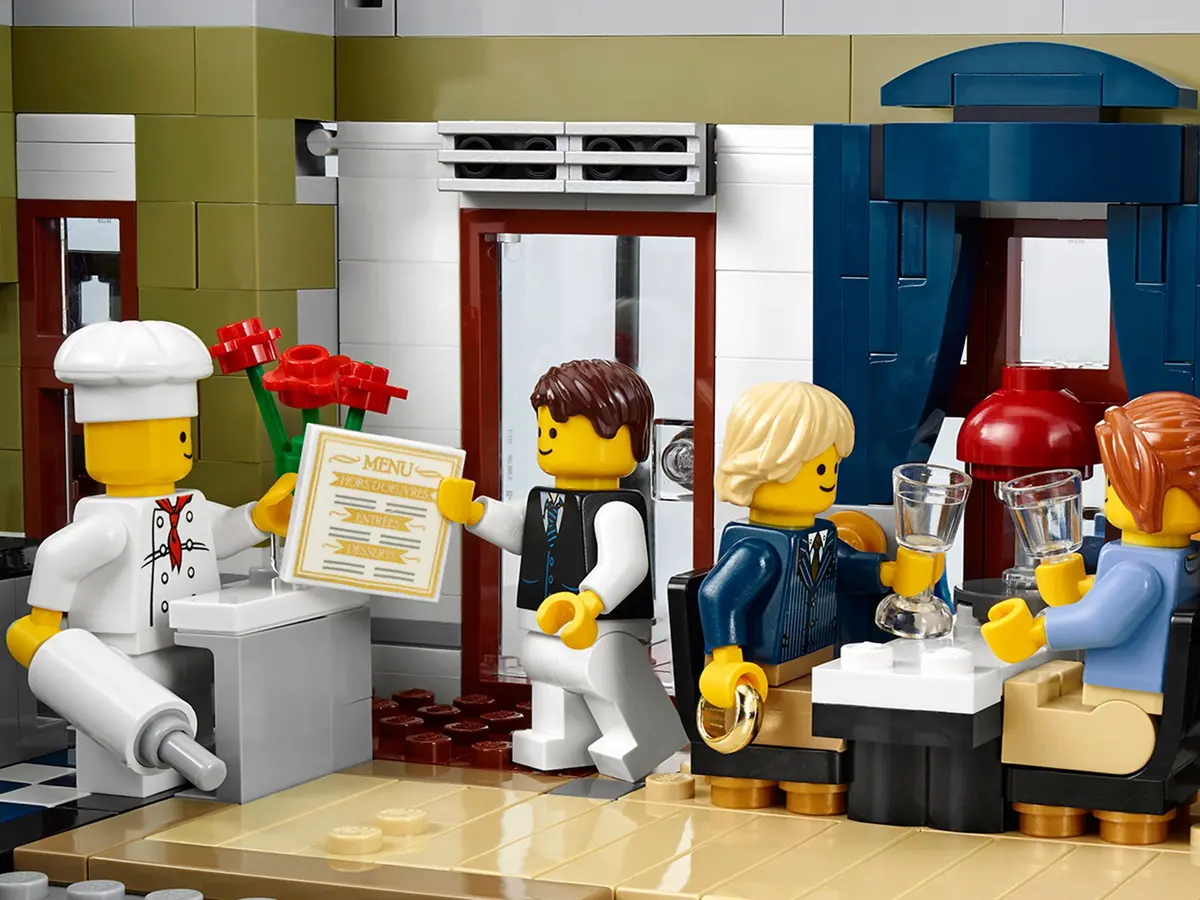 LEGO Creator Expert 10243 Parisian Restaurant set, image 9