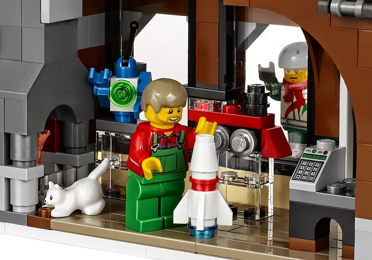 LEGO Creator Expert 10249 Winter Toy Shop set, image 15