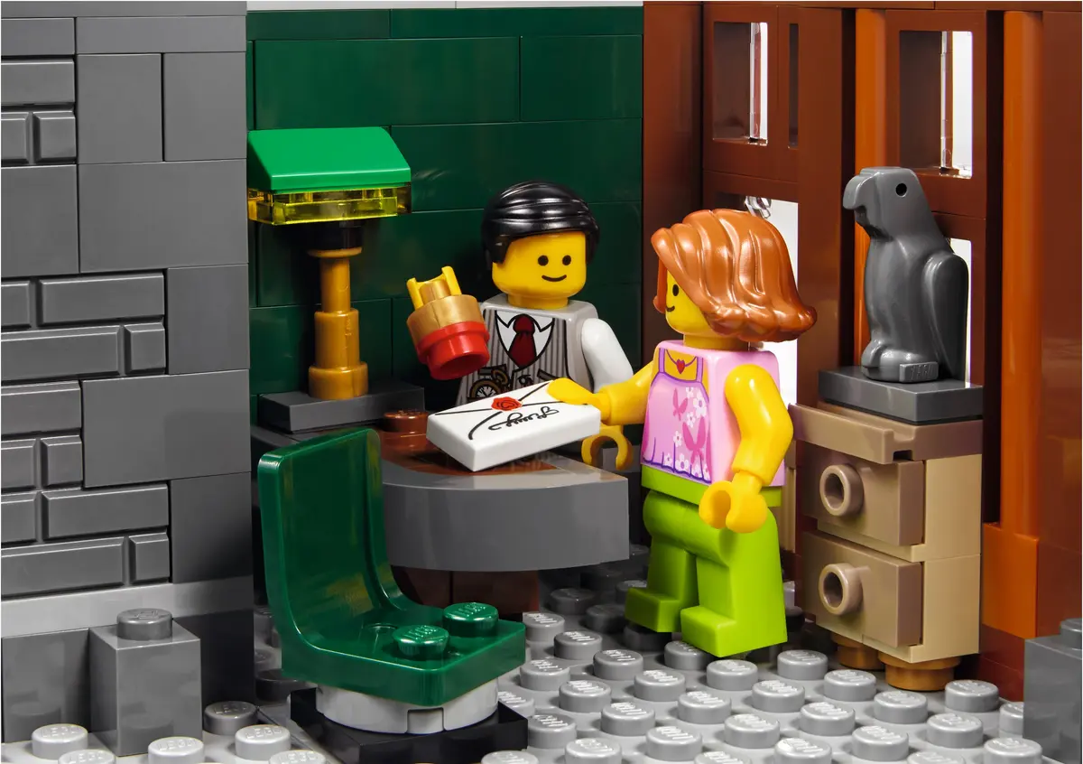 LEGO Creator Expert 10251 Brick Bank set, image 19