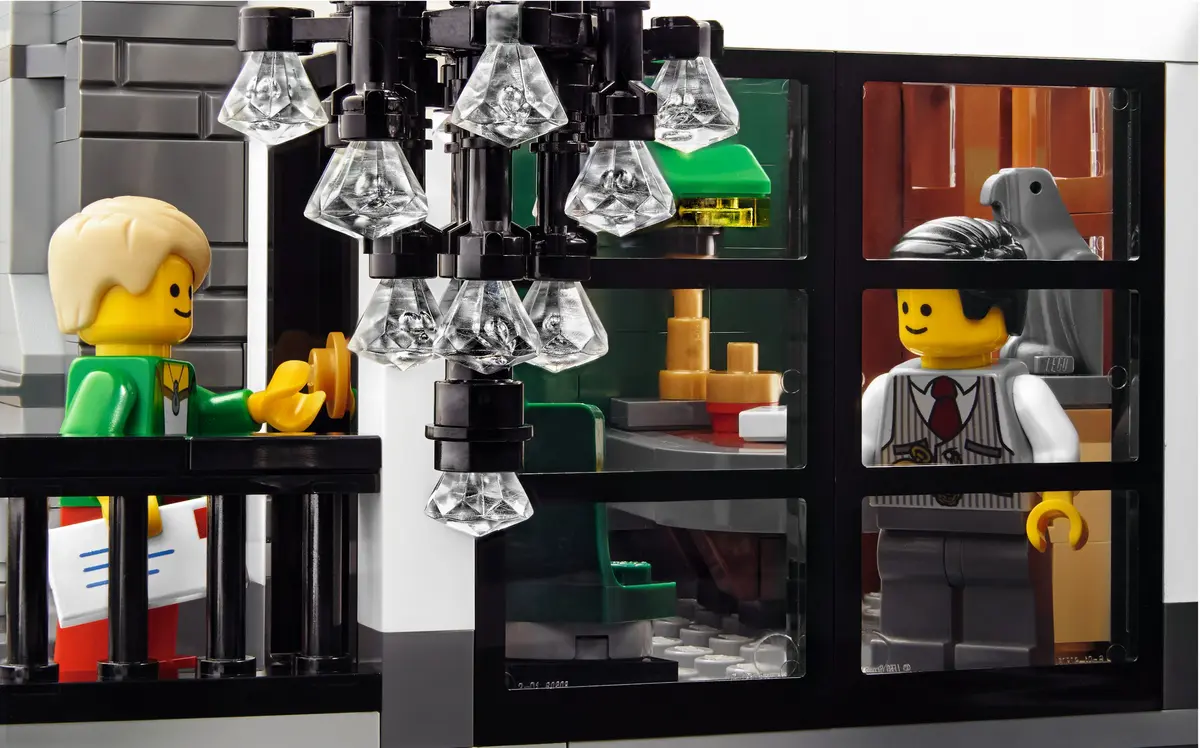 LEGO Creator Expert 10251 Brick Bank set, image 15