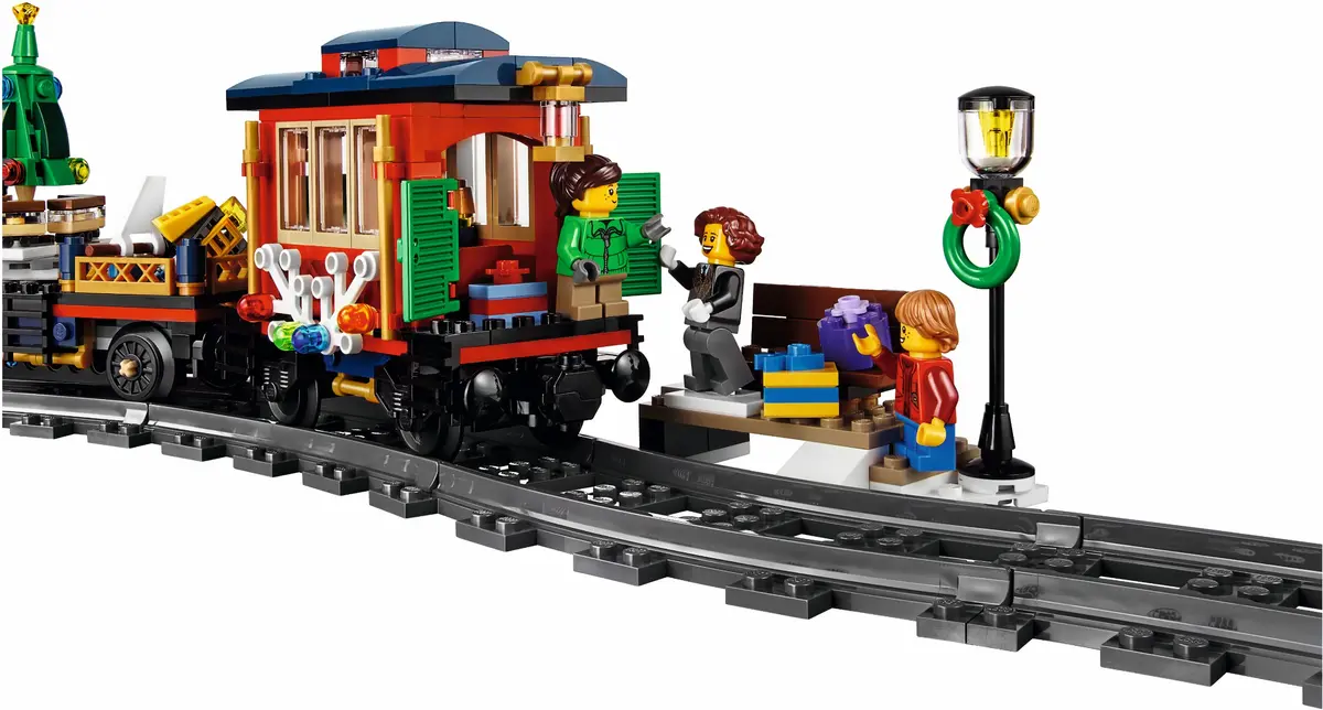 LEGO Creator Expert 10254 Winter Holiday Train set, image 6