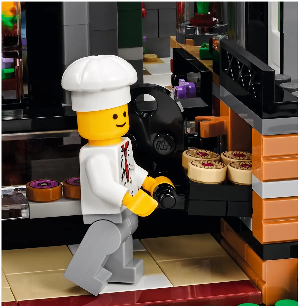 LEGO Creator Expert 10255 Assembly Square set, image 28