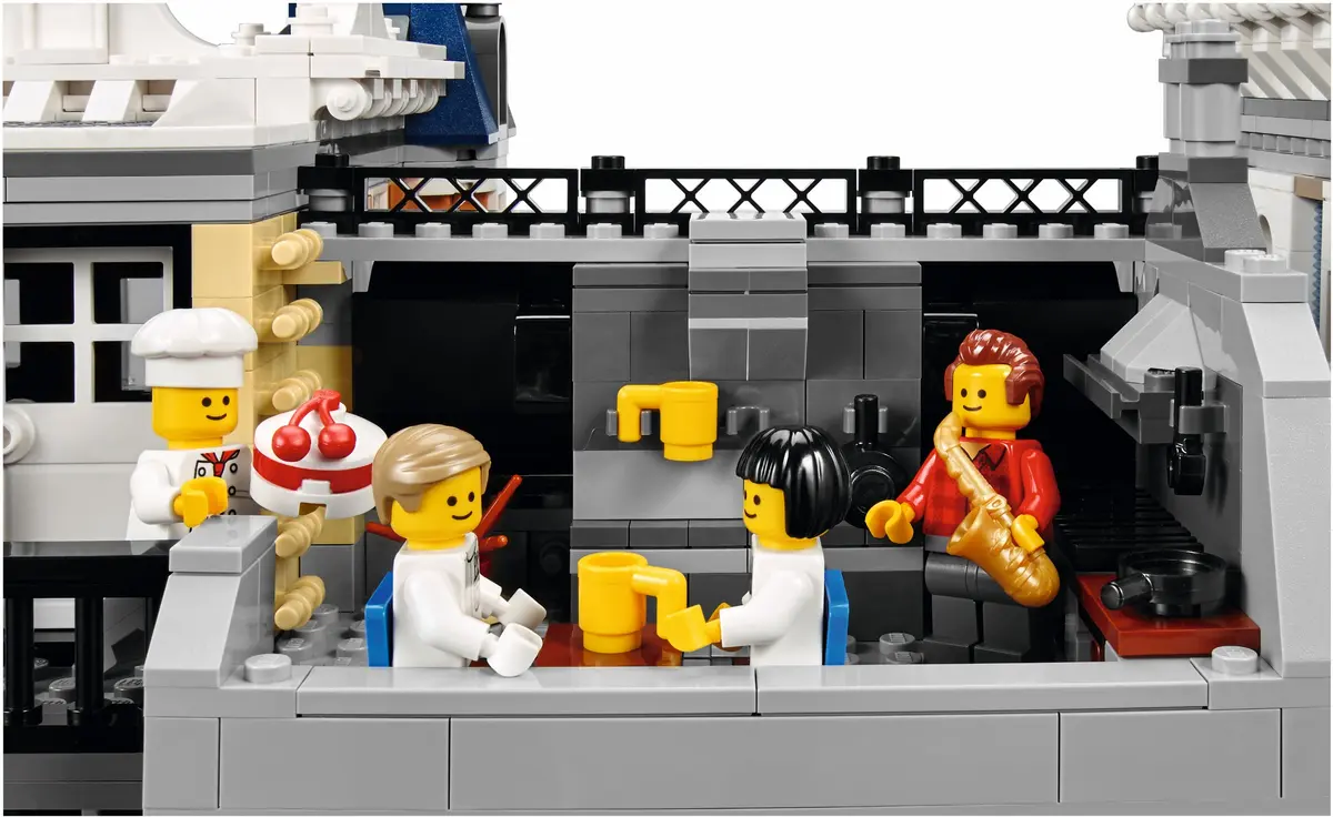 LEGO Creator Expert 10255 Assembly Square set, image 24