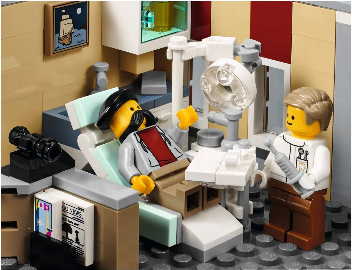 LEGO Creator Expert 10255 Assembly Square set, image 20