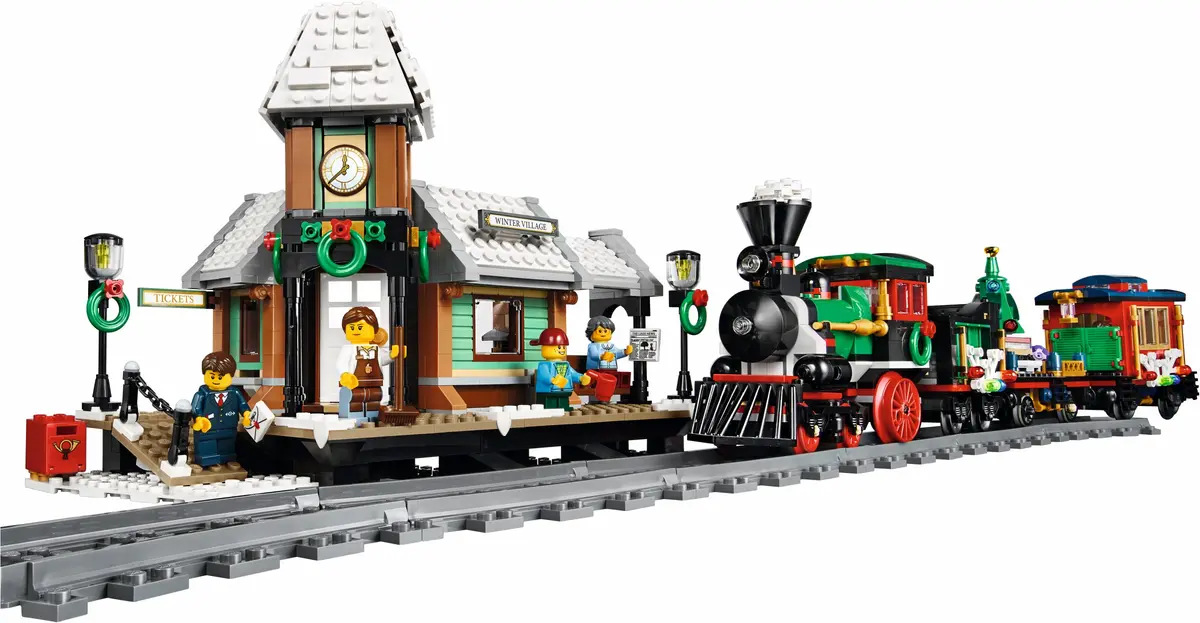 LEGO Creator Expert 10259 Winter Village Station set, image 7
