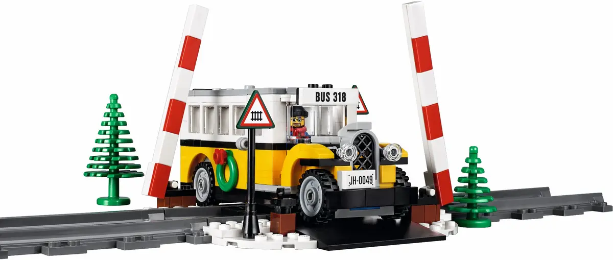 LEGO Creator Expert 10259 Winter Village Station set, image 15