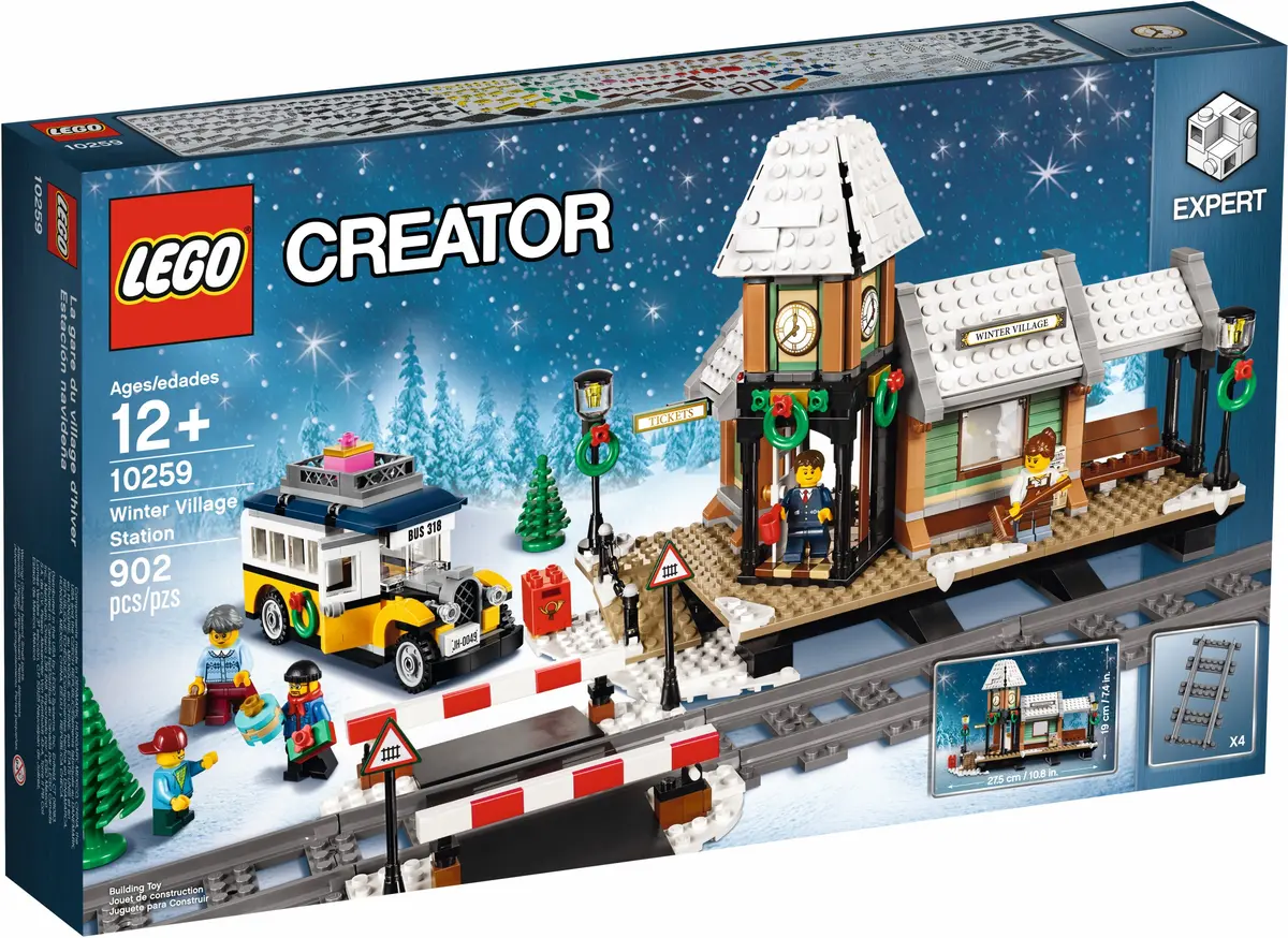 LEGO Creator Expert 10259 Winter Village Station set, image 17