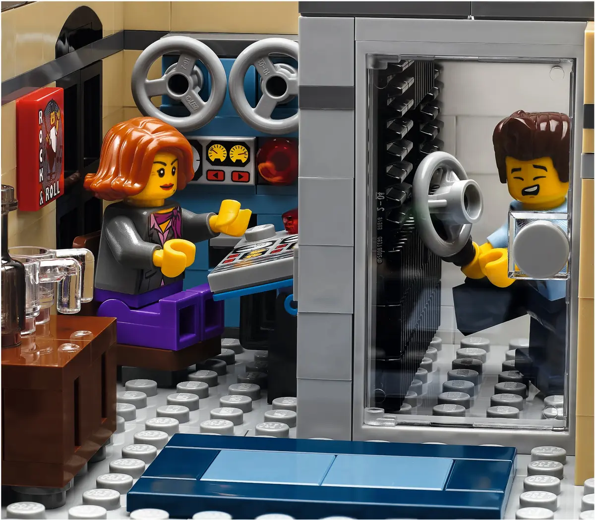 LEGO Creator Expert 10260 Downtown Diner set, image 18