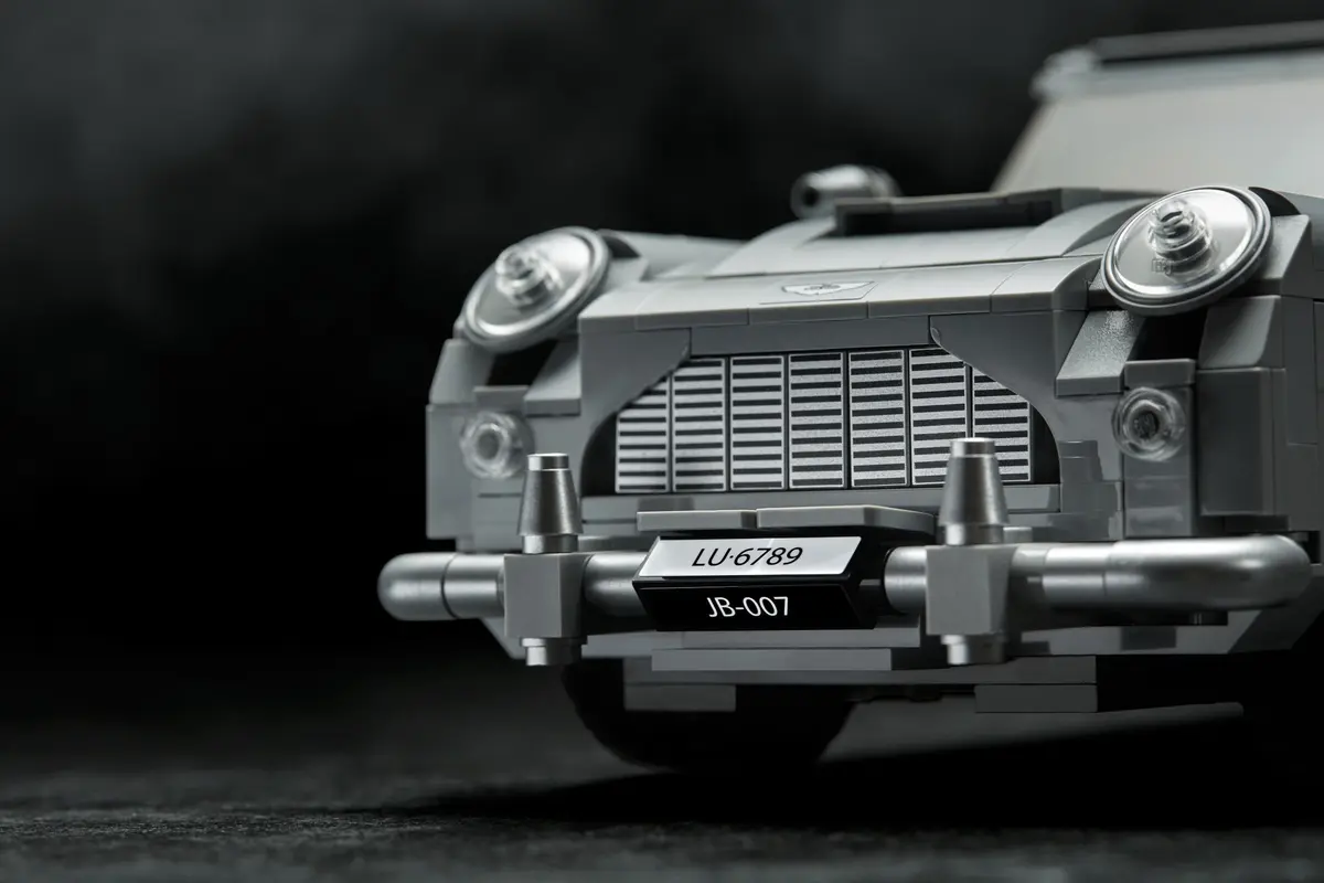 LEGO Creator Expert 10262 James Bond Aston Martin DB5 set, image 21