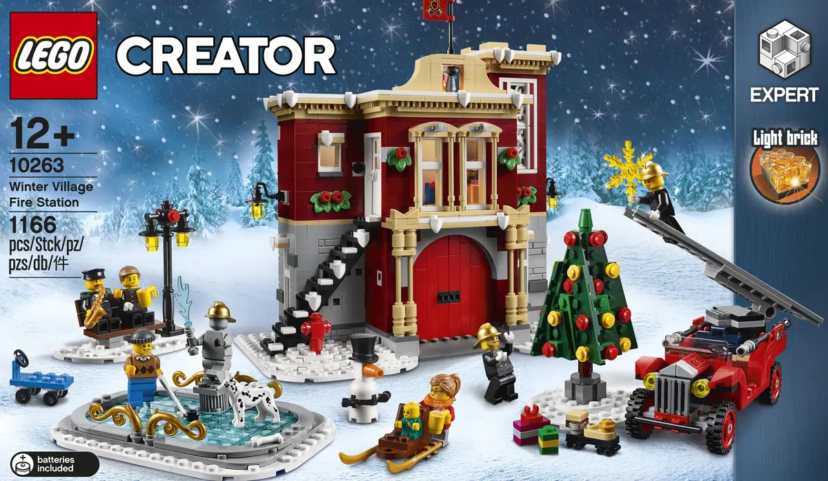 LEGO Creator Expert 10263 Winter Village Fire Station set, image 30
