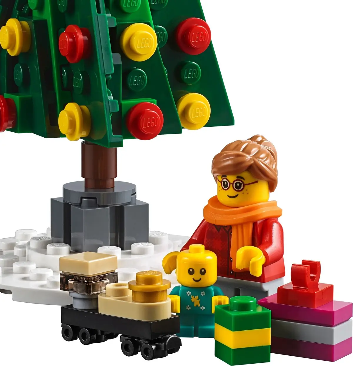 LEGO Creator Expert 10263 Winter Village Fire Station set, image 17