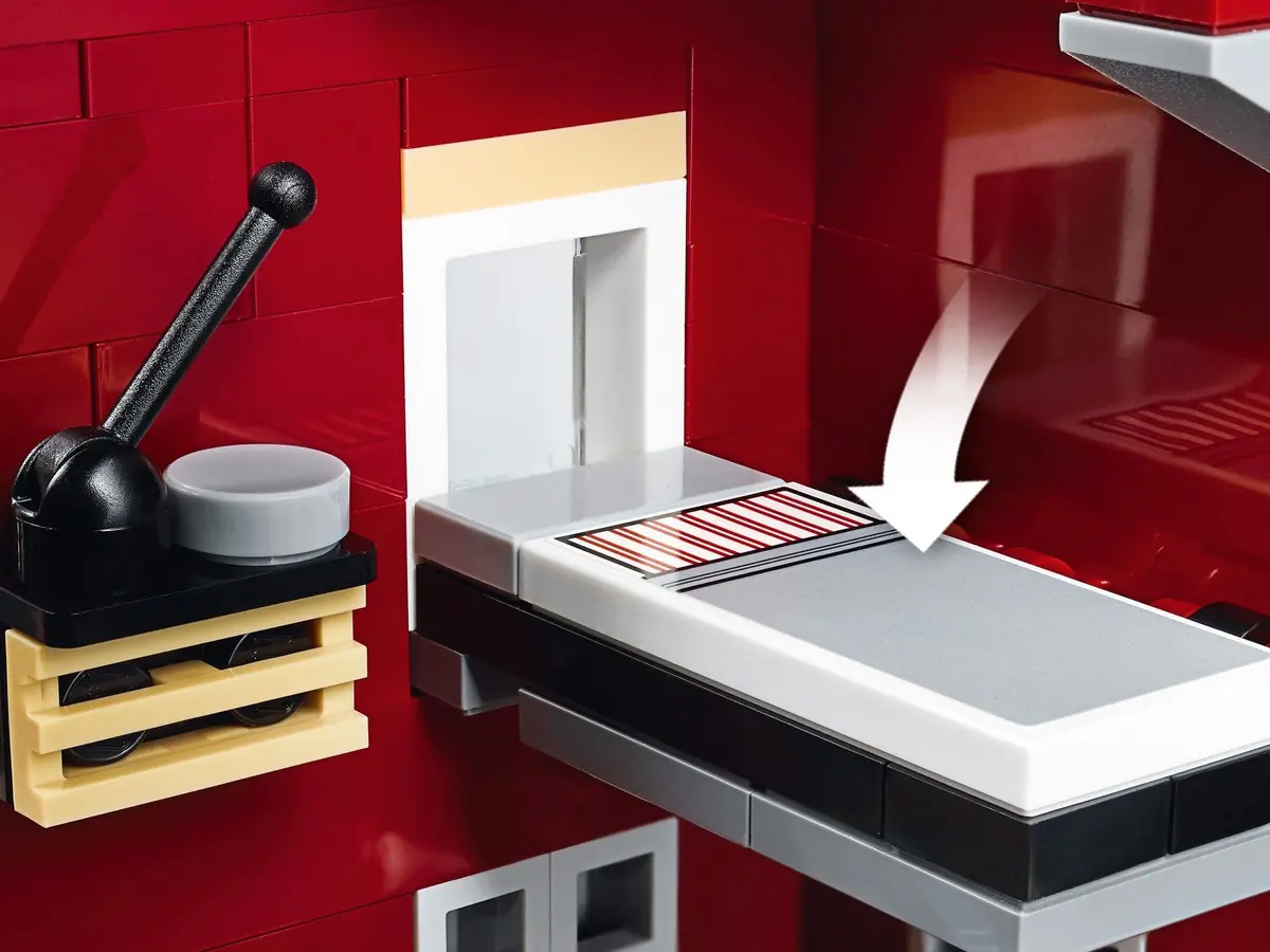 LEGO Creator Expert 10263 Winter Village Fire Station set, image 7