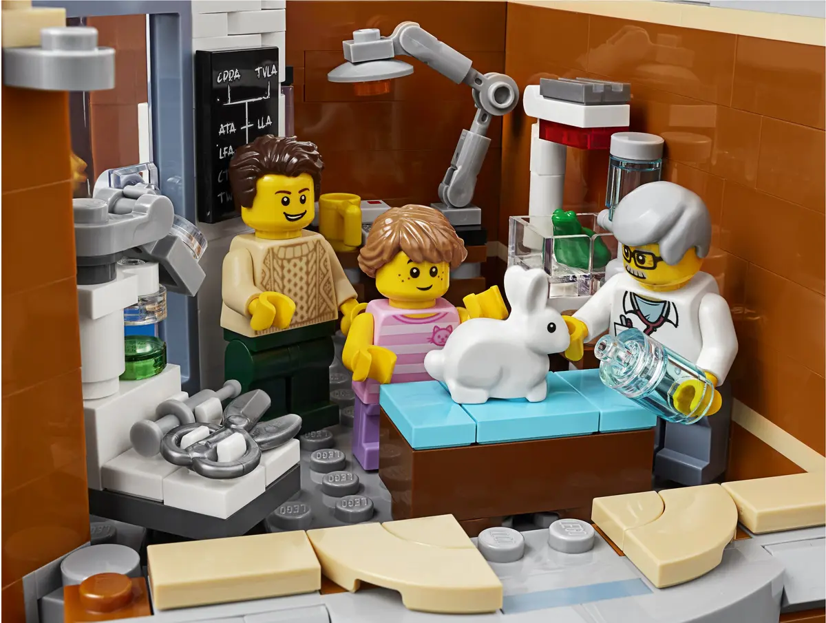 LEGO Creator Expert 10264 Corner Garage set, image 18