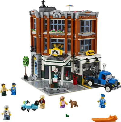 LEGO Creator Expert 10264 Corner Garage set