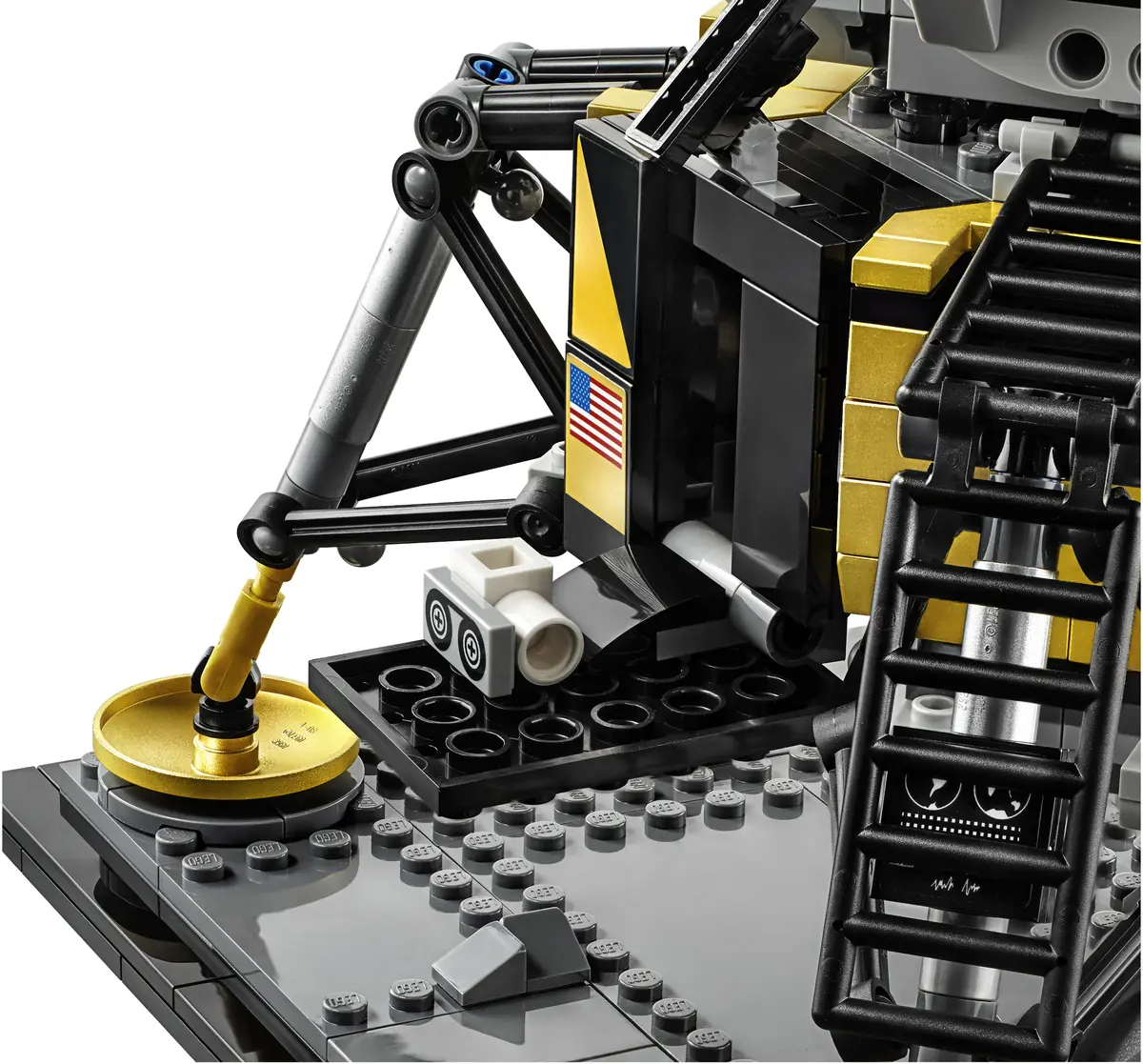 LEGO Creator Expert 10266 NASA Apollo 11 Lunar Lander set, image 5