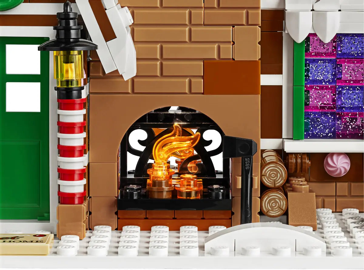 LEGO Creator Expert 10267 Gingerbread House set, image 14