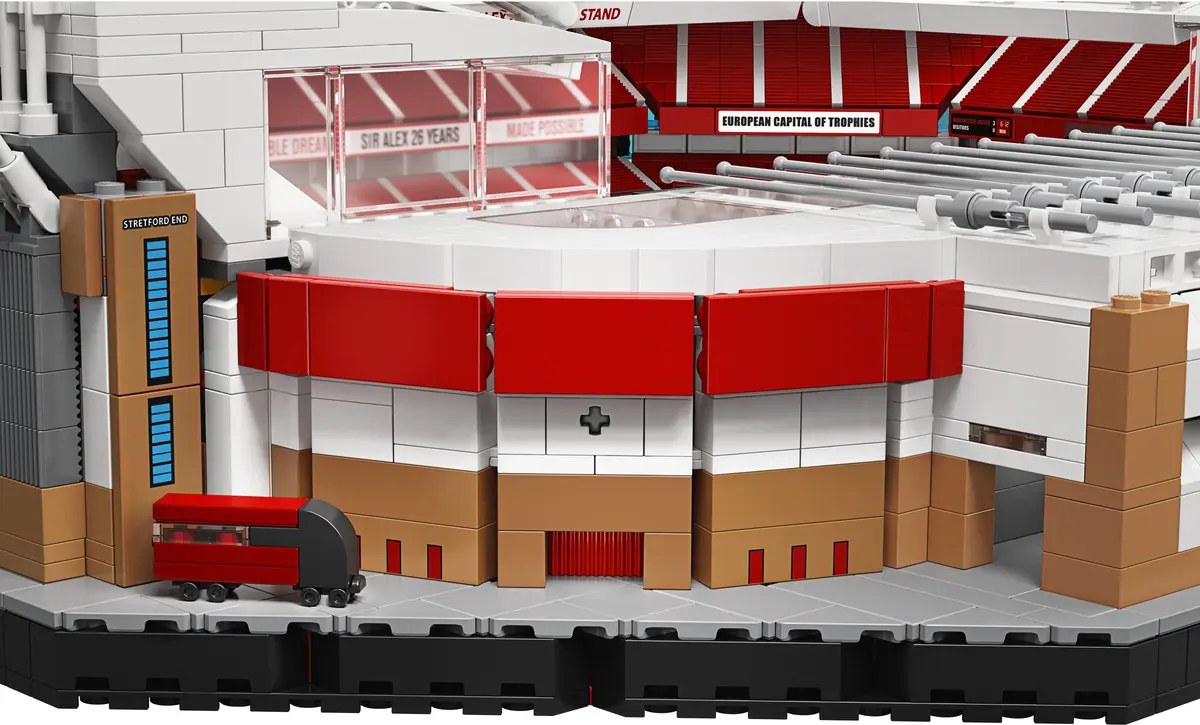 LEGO Creator Expert 10272 Old Trafford - Manchester United set, image 15