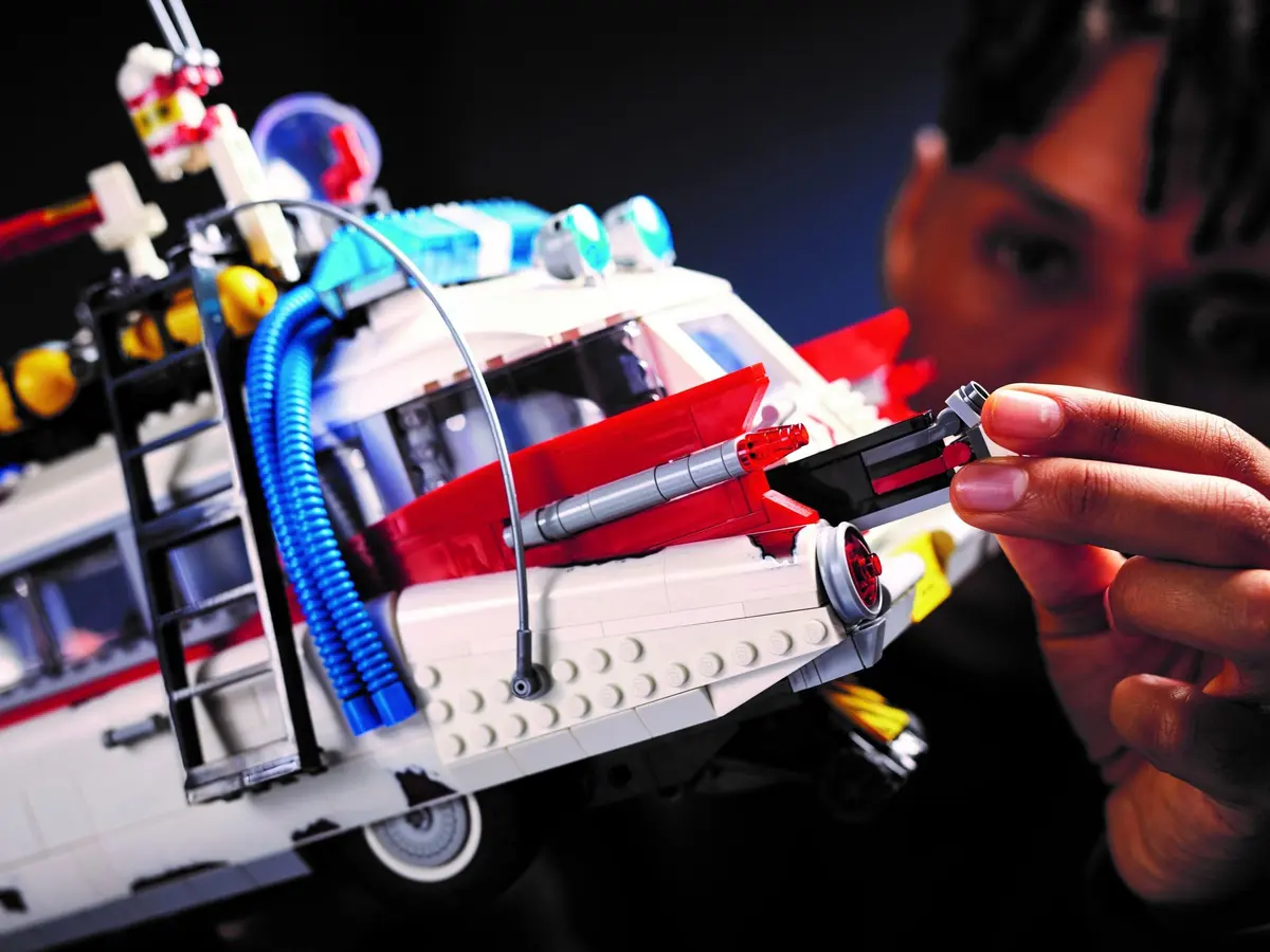 LEGO Icons 10274 Ghostbusters ECTO-1 set, image 15