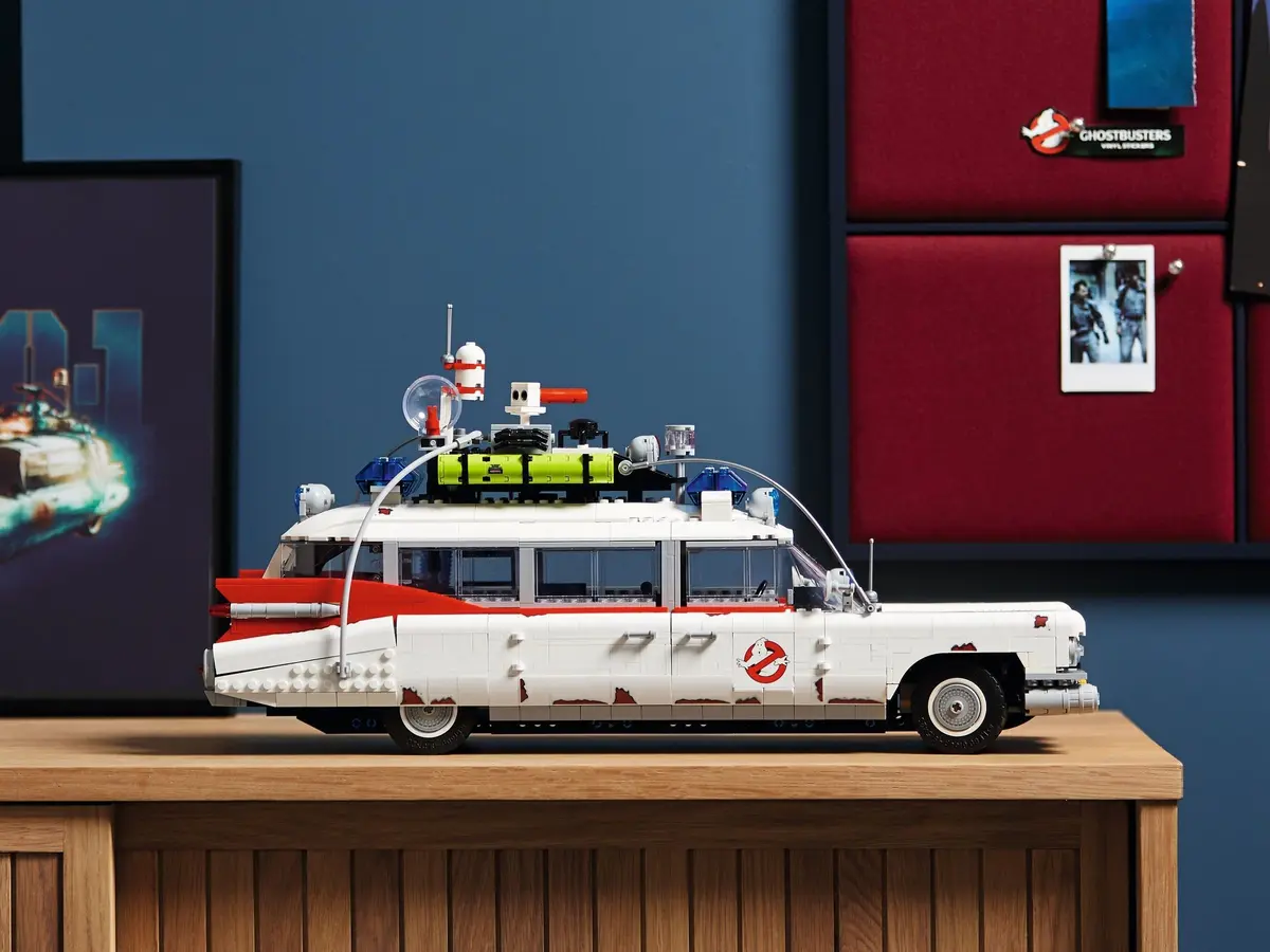 LEGO Icons 10274 Ghostbusters ECTO-1 set, image 17