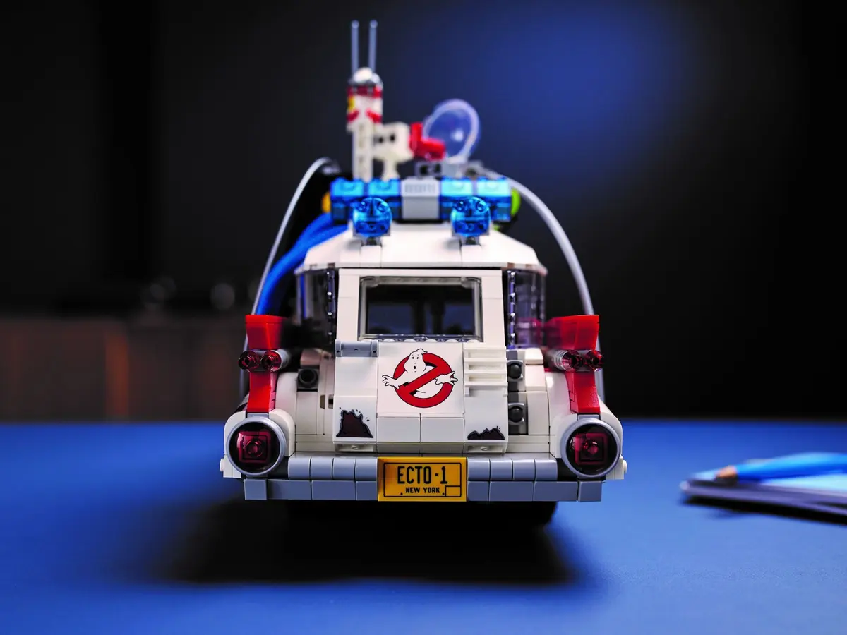 LEGO Icons 10274 Ghostbusters ECTO-1 set, image 11