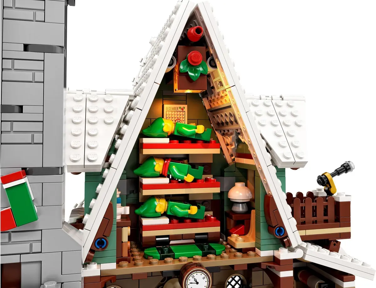 LEGO Icons 10275 Elf Club House set, image 28
