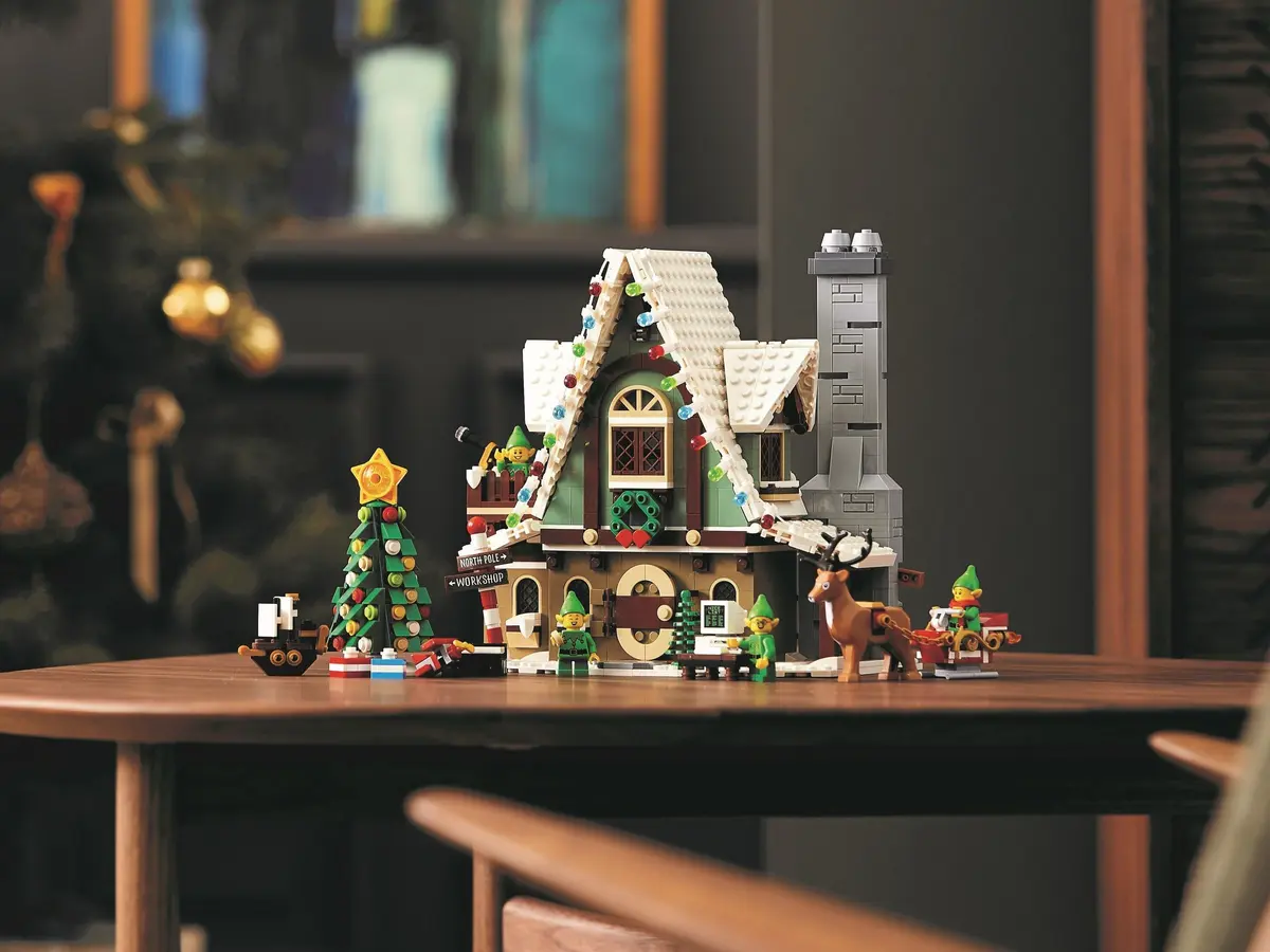LEGO Icons 10275 Elf Club House set, image 21
