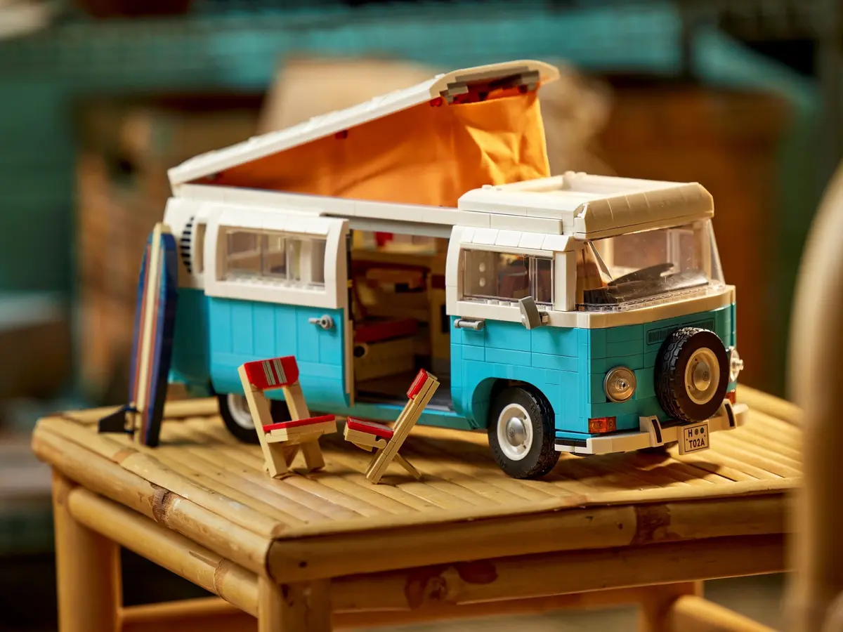 LEGO Icons 10279 Volkswagen T2 Camper Van set, image 20