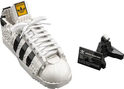 LEGO Icons 10282 Adidas Originals Superstar set