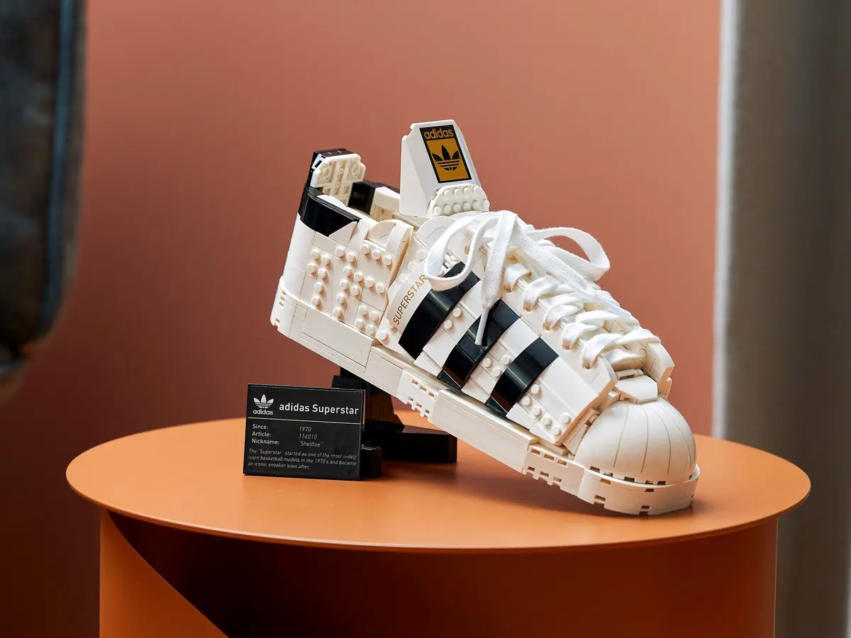 LEGO Icons 10282 Adidas Originals Superstar set, image 14