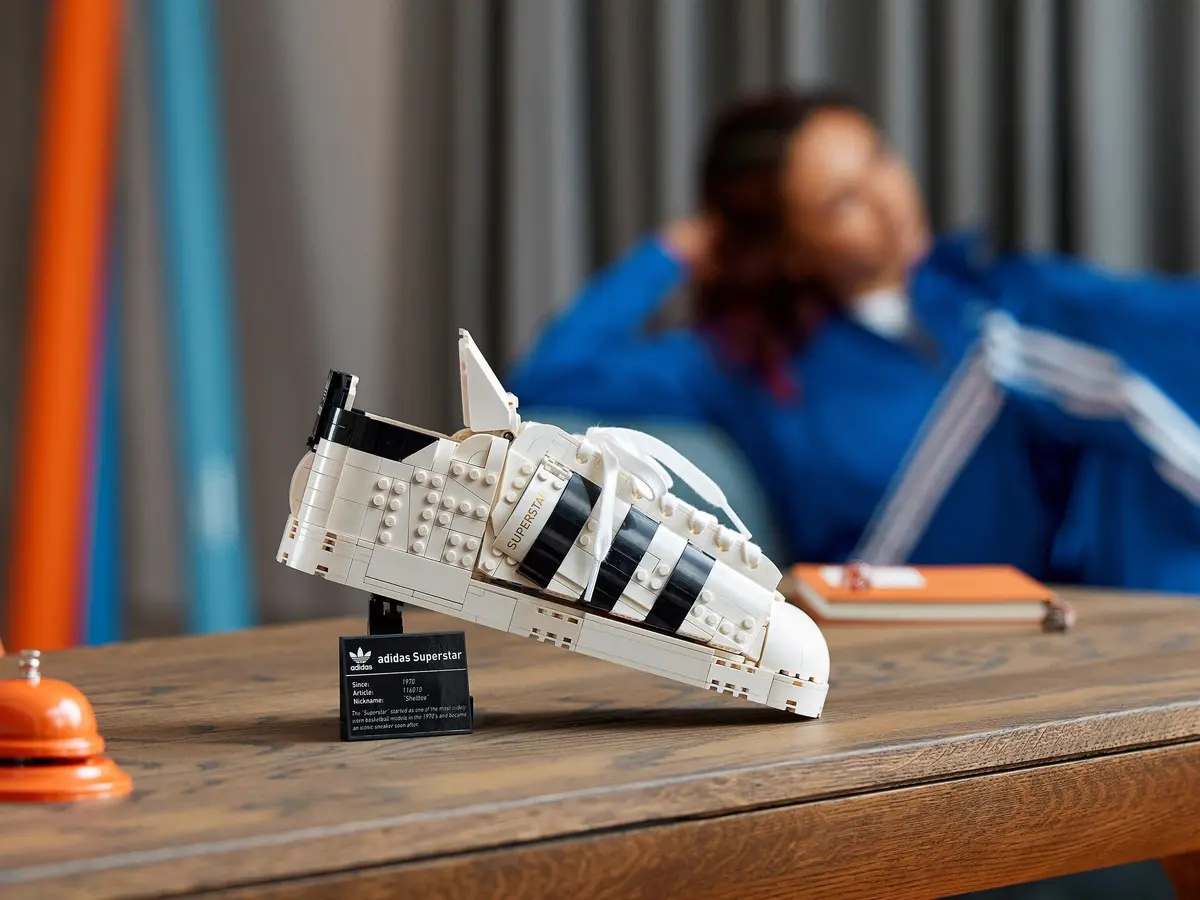 LEGO Icons 10282 Adidas Originals Superstar set, image 21