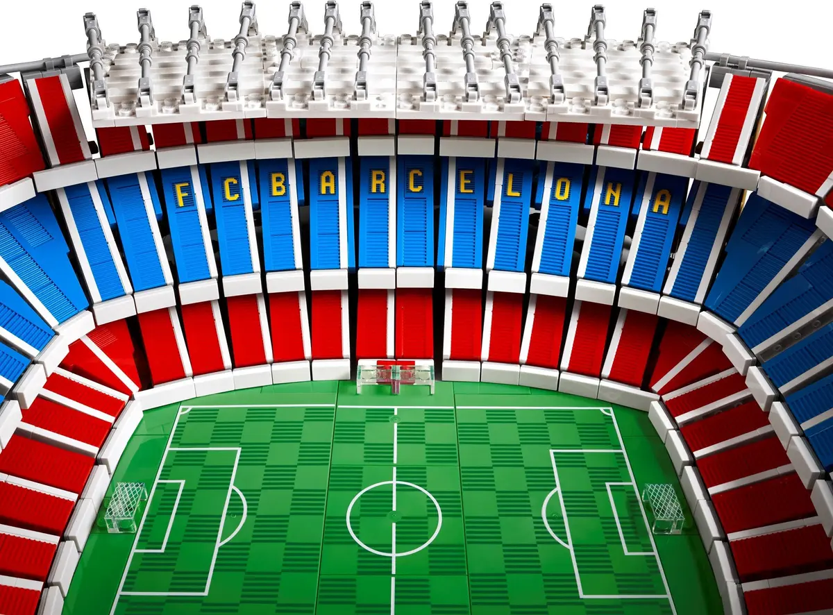 LEGO Icons 10284 Camp Nou - FC Barcelona set, image 7