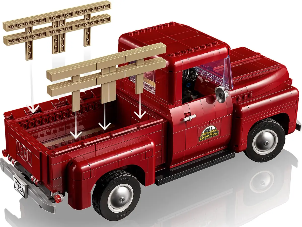 LEGO Icons 10290 Pickup Truck set, image 25