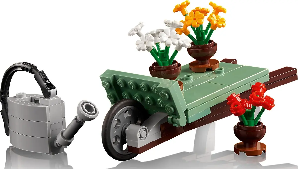 LEGO Icons 10290 Pickup Truck set, image 27
