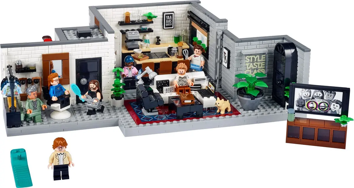 LEGO Icons 10291 Queer Eye – The Fab 5 Loft set