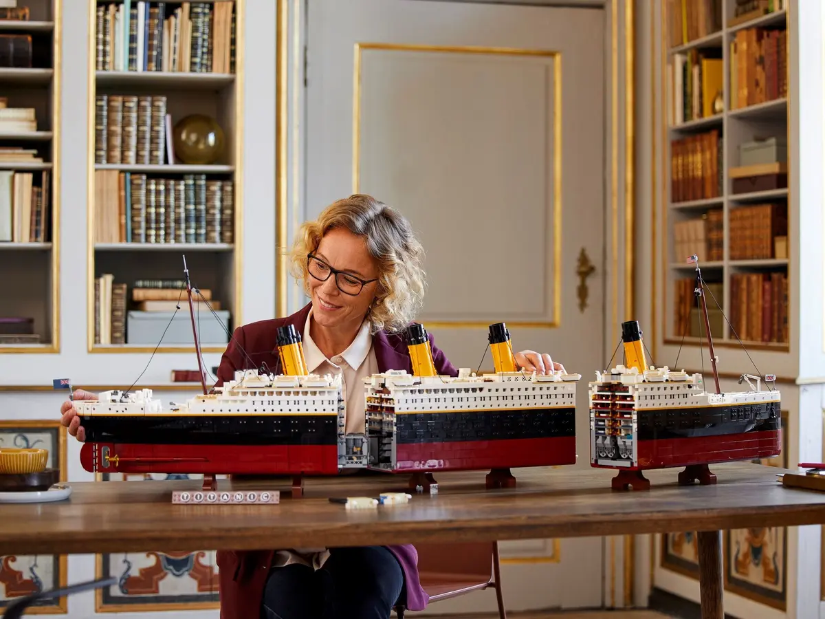 LEGO Icons 10294 Titanic set, image 27