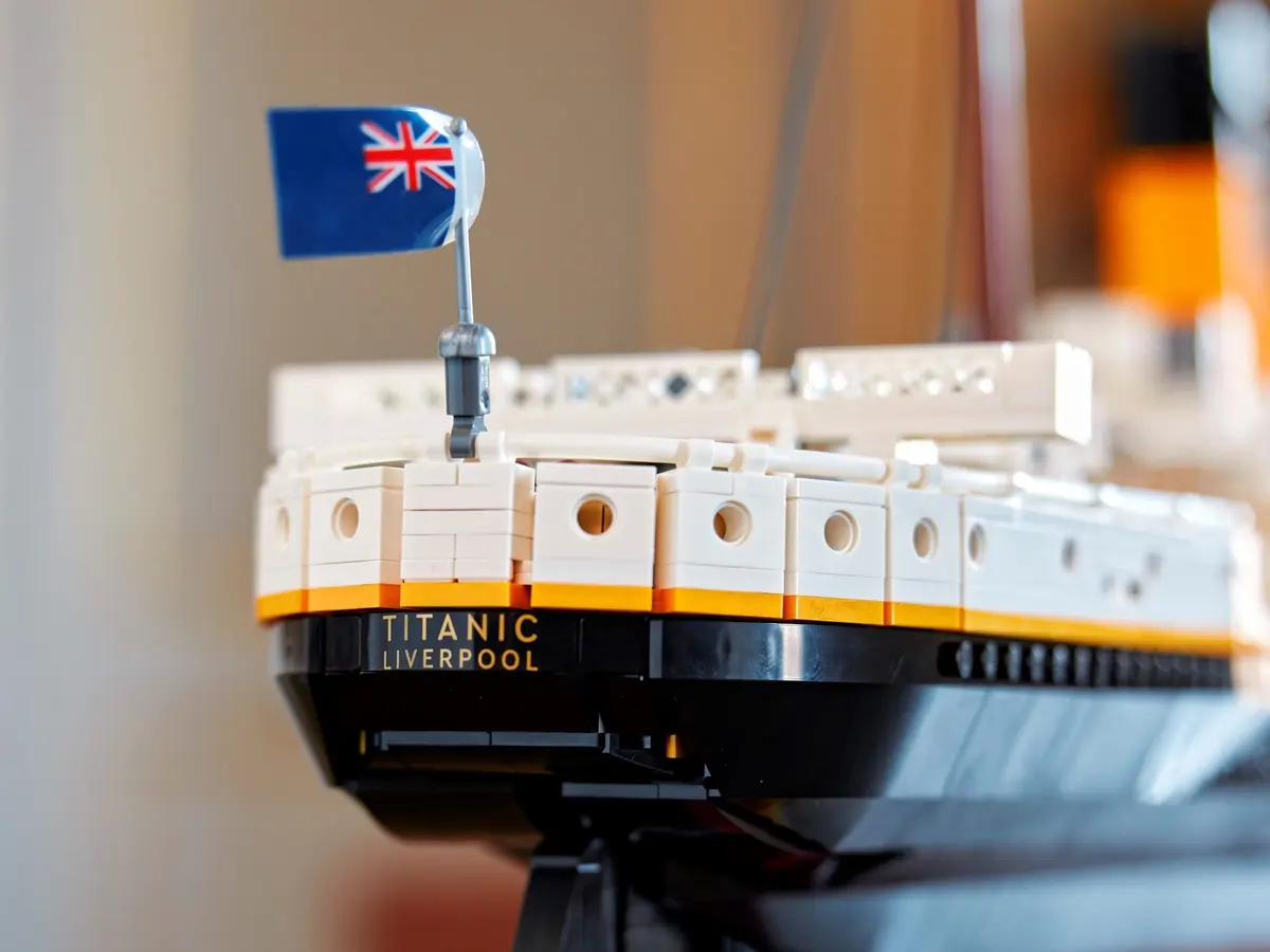 LEGO Icons 10294 Titanic set, image 25