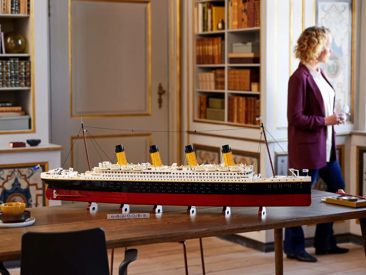 LEGO Icons 10294 Titanic set, image 20