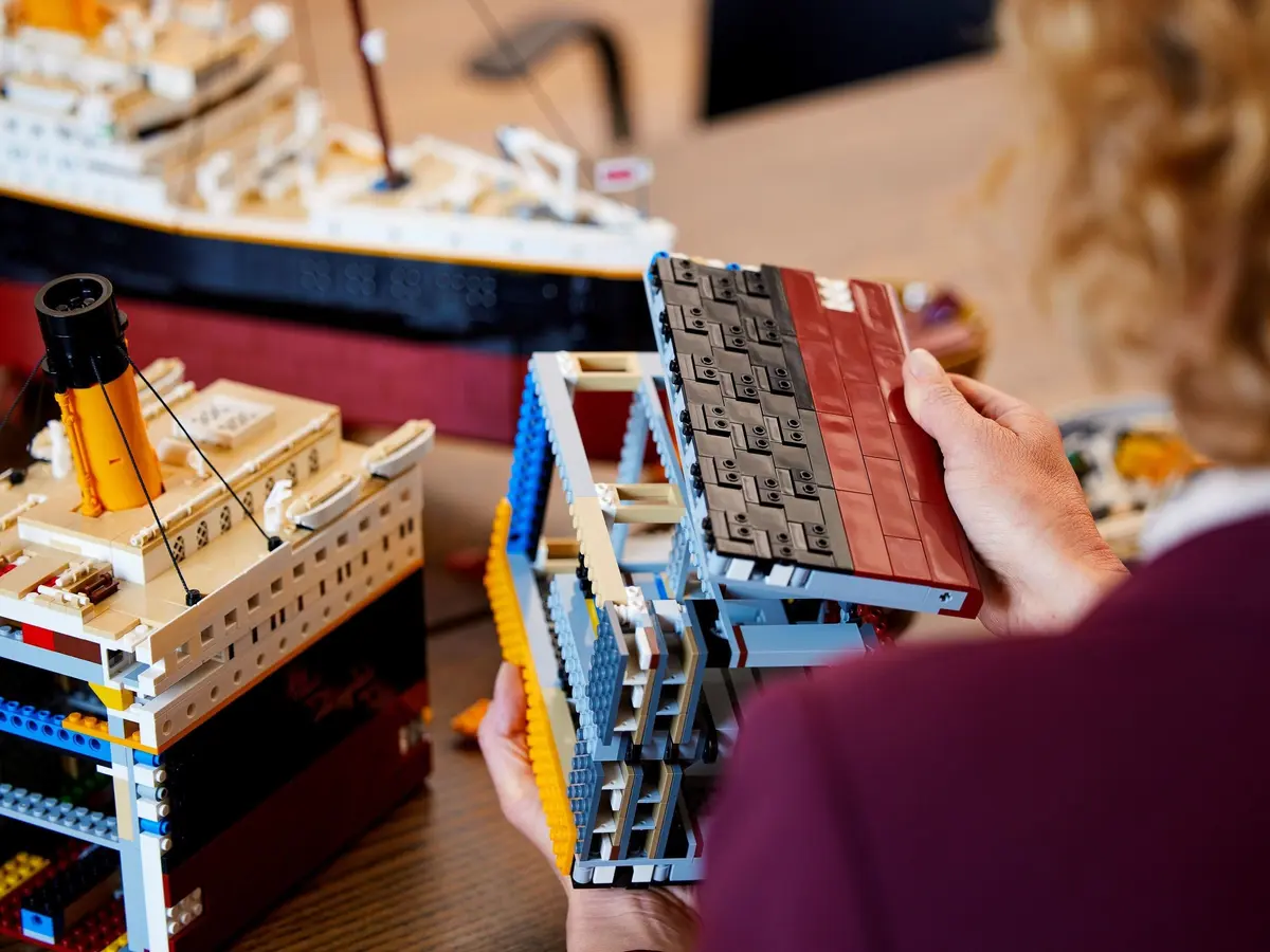 LEGO Icons 10294 Titanic set, image 7