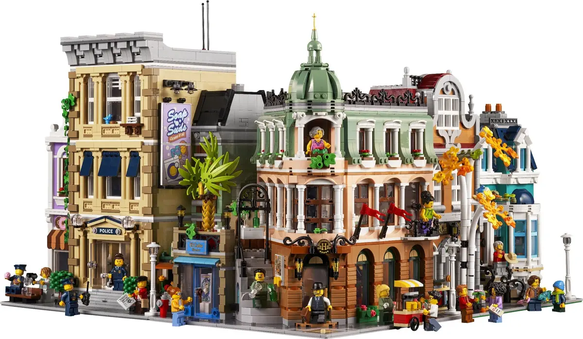 LEGO Icons 10297 Boutique Hotel set, image 14