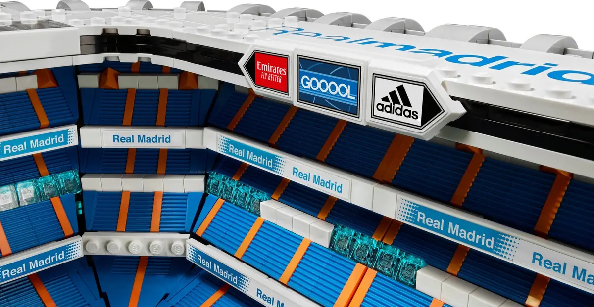 LEGO Icons 10299 Real Madrid - Santiago Bernabéu Stadium set, image 6