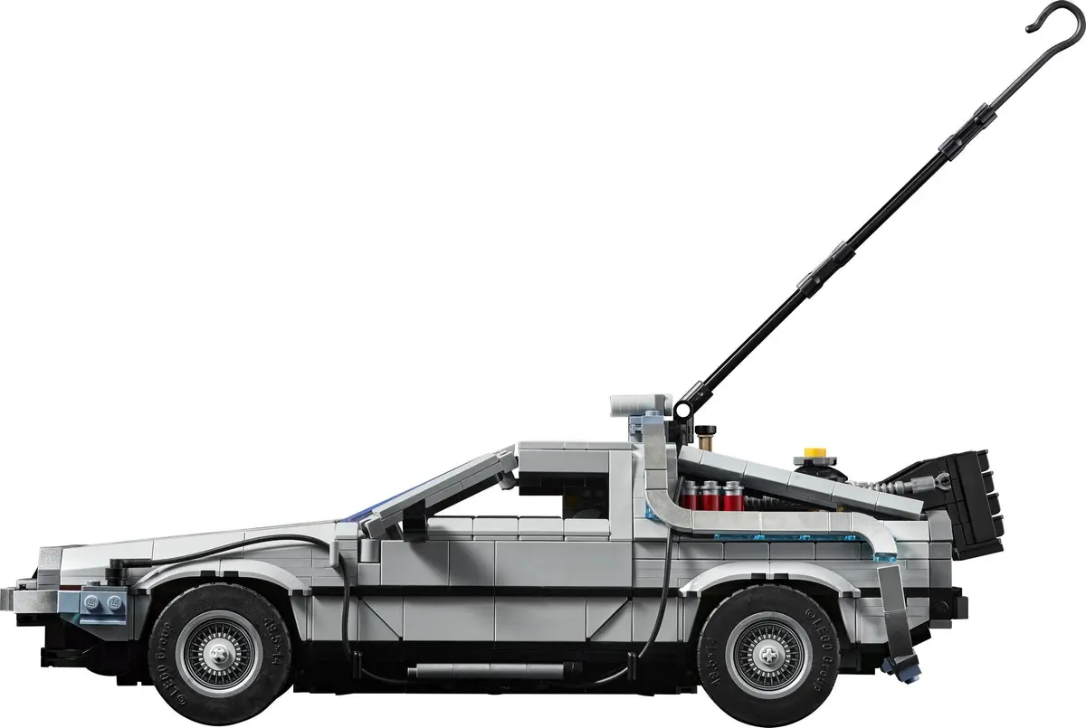LEGO Icons 10300 Back to the Future Time Machine set, image 7